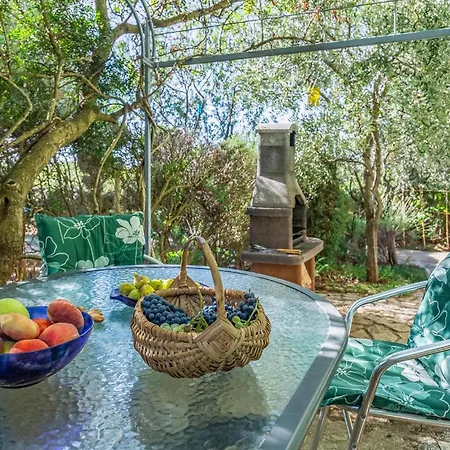 Amazing Apartment In Pula With Wifi