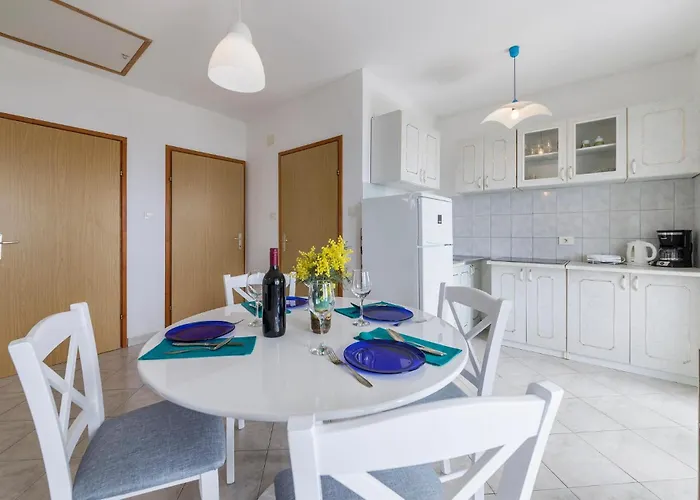 Дом отдыха In With Kitchen Пула